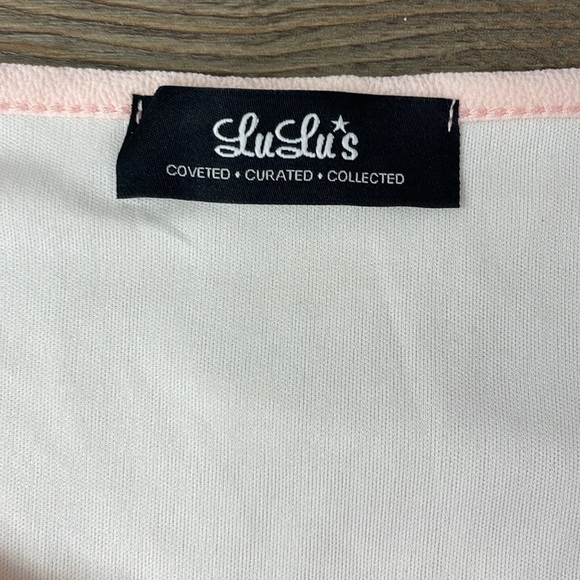 Lulu’s Kiss the Girl Peach Off-the-Shoulder Shift Dress, size medium - Picture 3 of 10